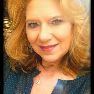 Meet your Posher, Robin